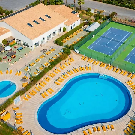 Oasis Parque Ground Floor With Pools, Jacuzzi & Tennis * Portimão